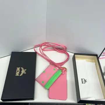 [ 레어 미사용 ] MCM iPhone 15 Pro 핑크 x 그린