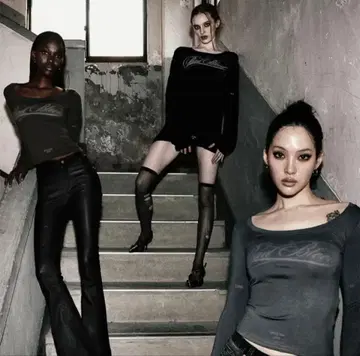BADBLOOD 다크 클래식 쿠프 넥 롱 슬리브 긴팔 블랙 한국