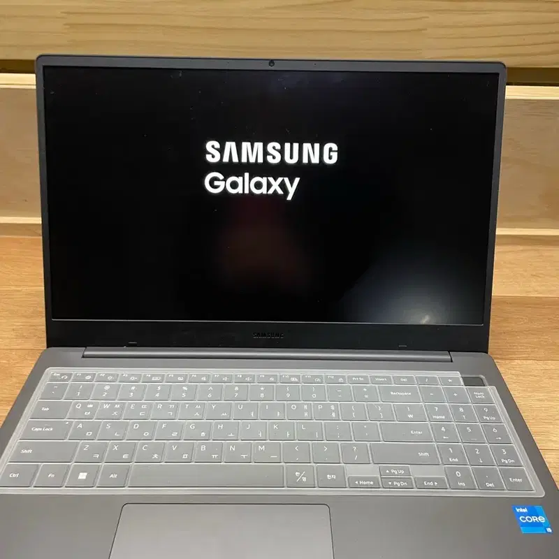삼성 갤럭시북2 노트북 i5-1235U/삼성 24G/ssd 750GB