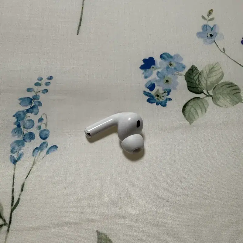 에어팟 프로3 왼쪽