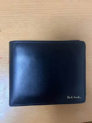 Paul Smith 이단 접이식 지갑 블랙