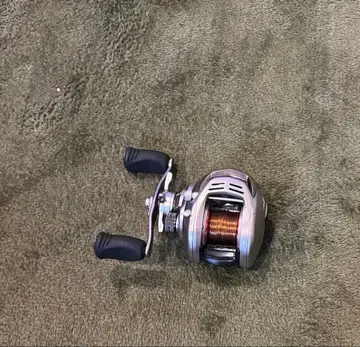 Daiwa AGGREST 왼쪽 베이트릴