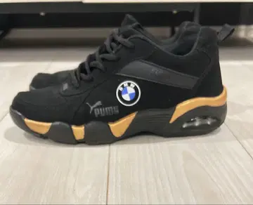 [인기 콜라보 PUMA x BMW 모터스포츠 스니커즈 블랙 x 골드