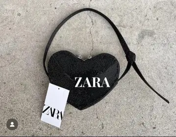 [레어] ZARA 샤이니 하트 숄더백 블랙 [희귀!]