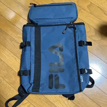 FILA 네이비 스퀘어 백팩