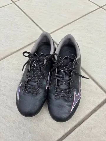 MIZUNO ALPHA 블랙 축구화 22cm