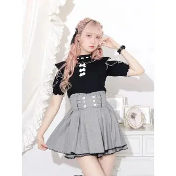 NOEMIE 노에미 반짝반짝 리본 오픈 숄더 프티 하이 티셔츠