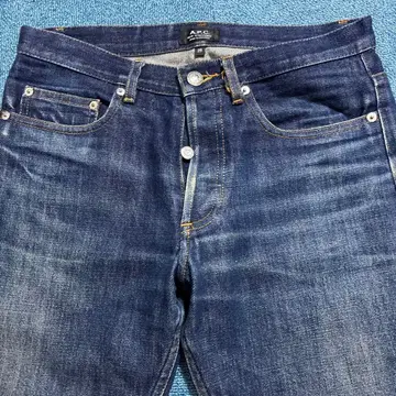 A.P.C. NEW STANDARD 청바지 29사이즈 셀비지 적귀