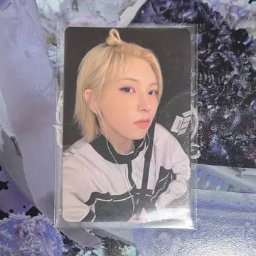 NMIXX 베이 stickout yzy 트레이딩 카드