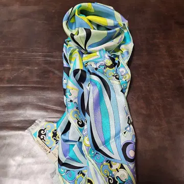EMILIO PUCCI 실크 스카프/스톨