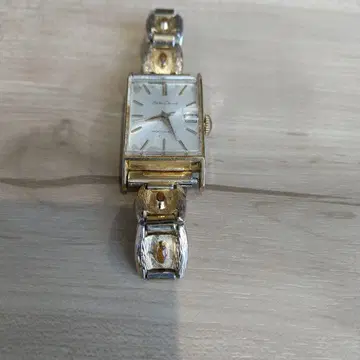Seiko Chorus 수동 와인딩 시계 중고품