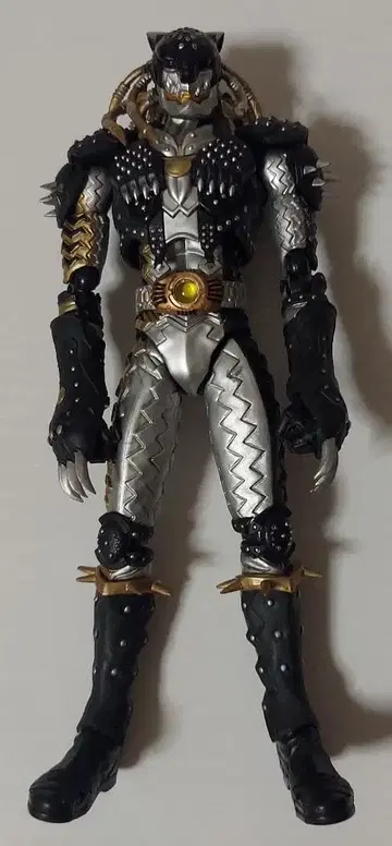 S.H.Figuarts 가면라이더 오즈 카자리