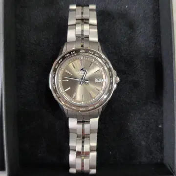 CASIO OCEANUS 시계 OCW-S40 ladies 페어 판매 가능