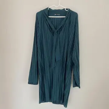 ZARA 딥 그린 보타이 플리츠 원피스