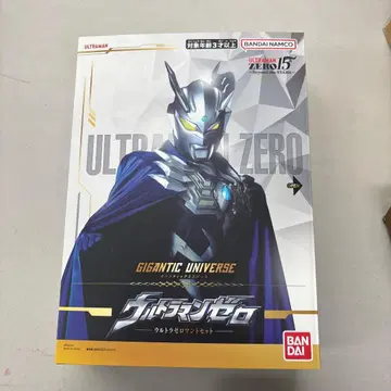 울트라맨 제로 GIGANTIC UNIVERSE 피규어