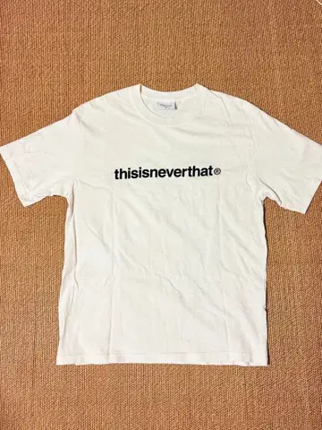 thisisneverthat 화이트 T셔츠