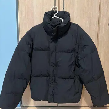 UNIQLO U 블랙 패디드 볼륨 재킷