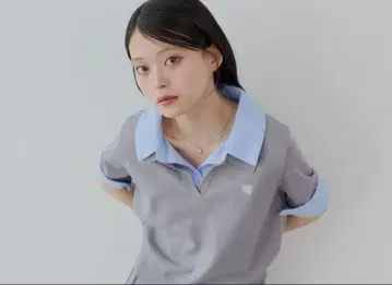 Chico 자수 장식 카라 폴로 니트 그레이 반팔