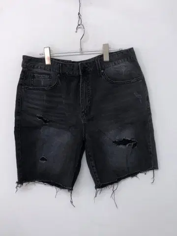 00s Y2K GUESS 구제 의류 데미지 가공 블랙 데님 숏팬츠