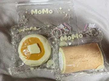 MOMO 스퀴즈 스콘 롤케이크 올리브 맛