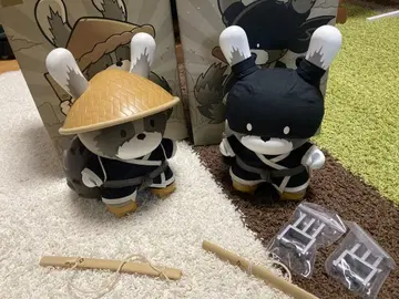 Kidrobot 8inch Dunny Raku Huck Gee