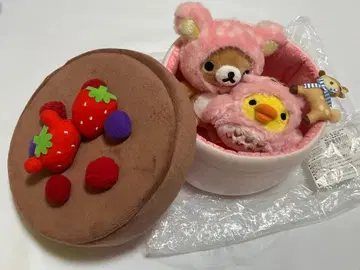 로손 & 리락쿠마 케이크 BOX 봉제 인형 세트 키이로이토리