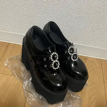 버블스 더블 버클 통굽 슈즈 39 13cm 힐