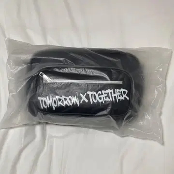 TXT MOA CON 숄더백
