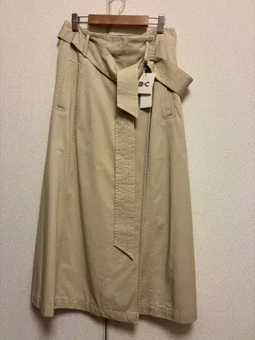 UNIQLO :C 베이지 플레어 스커트 L 사이즈