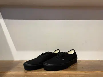 VANS AUTHENTIC 올 블랙 US 정품 빨간 상자 27cm