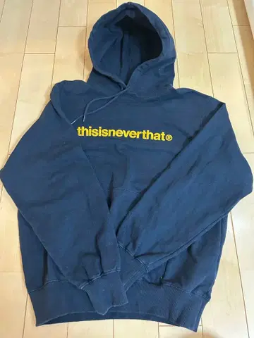 [가격 인하 가능] thisisneverthat 후드티