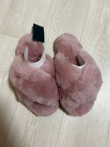 EMU Australia 핑크 퍼 샌들