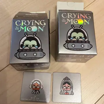 CRYING TO THE MOON 피규어 2세트