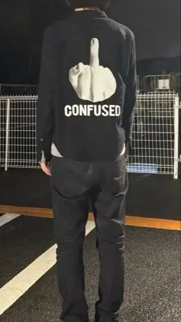 크리스찬 다다 CONFUSED 중지 레이온 44