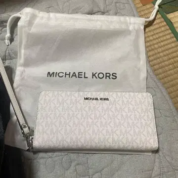 미사용 MICHAEL KORS 지갑