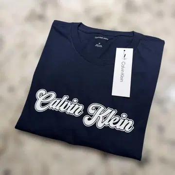 미국 구매 Calvin Klein 네이비 로고 T셔츠 M 칼빈