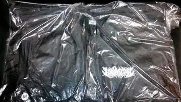 BABYMETAL 월드 투어 2015 브루탈 로고 코치 자켓 (M)