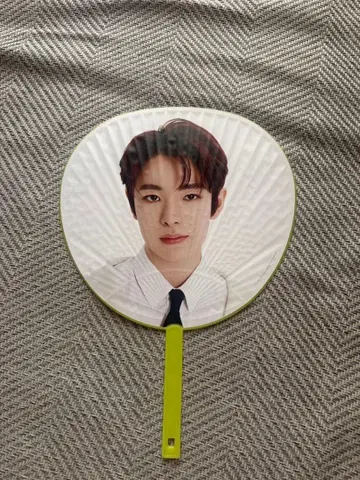 NCT WISH 유우시 부채 프레츠