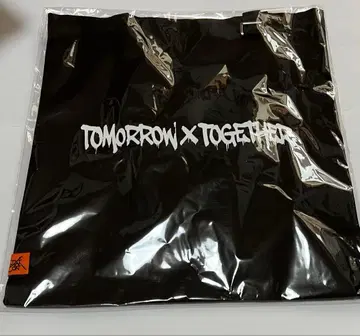 TXT MOA CON IN JAPAN 토트백