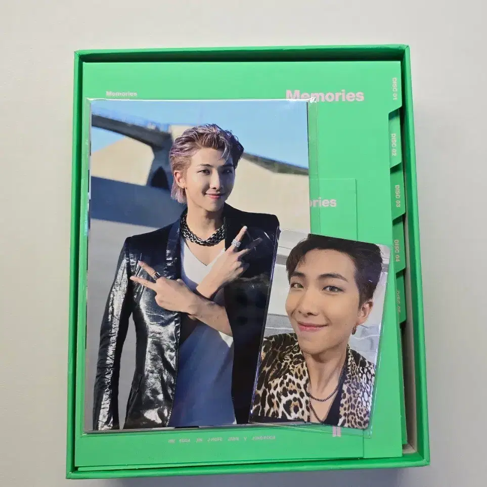 BTS MEMORIES OF 2020 Blu-ray Official Components | Bunjang Global