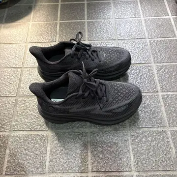 호카 클리프톤 9 (HOKA CLIFTON9) 23.5cm
