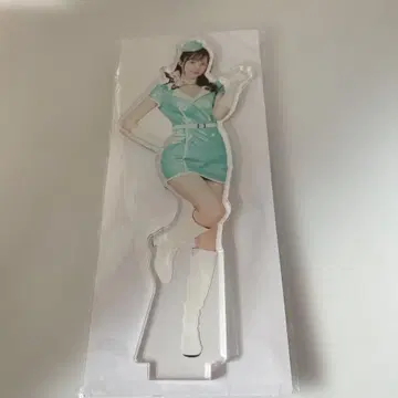 스즈카와 레무 씨의 캐빈 어텐던트풍 코스프레 아크릴 스탠드