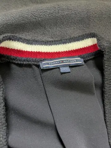 TOMMY HILFIGER 블랙 가디건 블랙 컬러 이소재