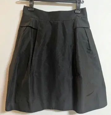 FOXEY 블랙 플레어 스커트