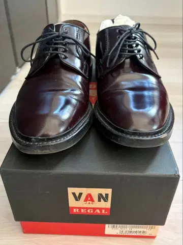 VAN REGAL 버건디 드레스 슈즈 25cm
