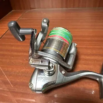 SHIMANO AERNOS XT 3000 스피닝 릴
