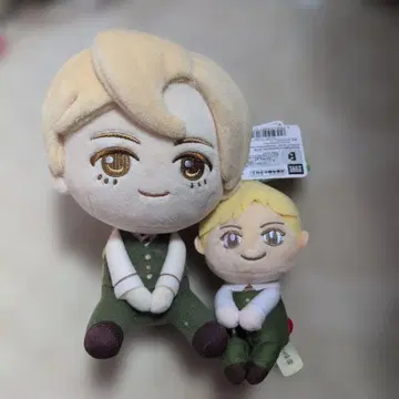 BTS의 김태현 님의 봉제 인형입니다