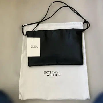 NOTHING WRITTEN 숄더백 블랙
