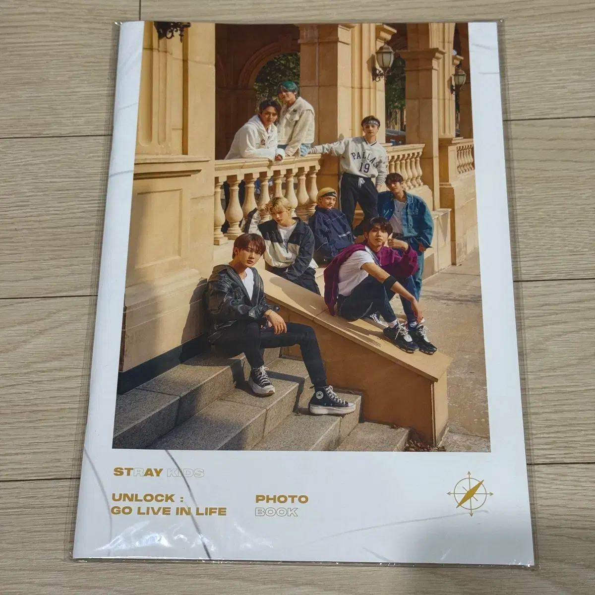 Stray Kids District 9 Unlock DVD World Tour | Bunjang Global