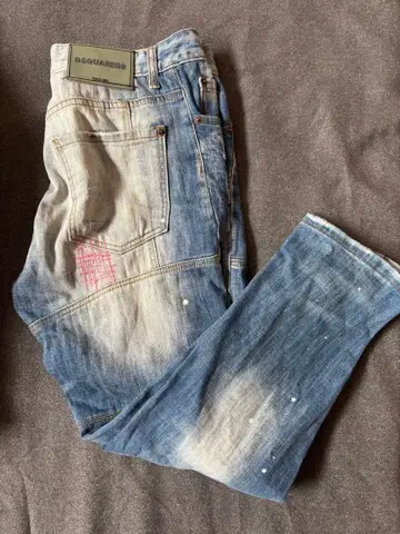 가격 인하 DSQUARED2 데미지 가공 데님 50